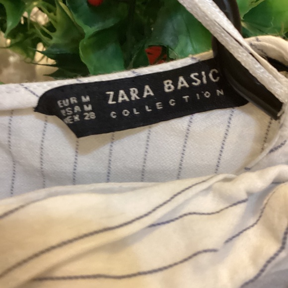 White Zara Blouse with Blue Pin Stripes, Puffed Long Sleeves and Bow on Sholuder - Picture 2 of 9